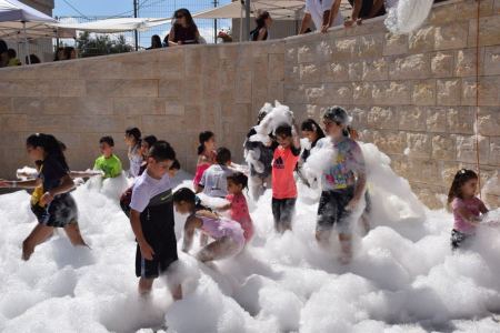 نجاح كبير لكرنفال الطفولة والسلام في قرية البقيعة